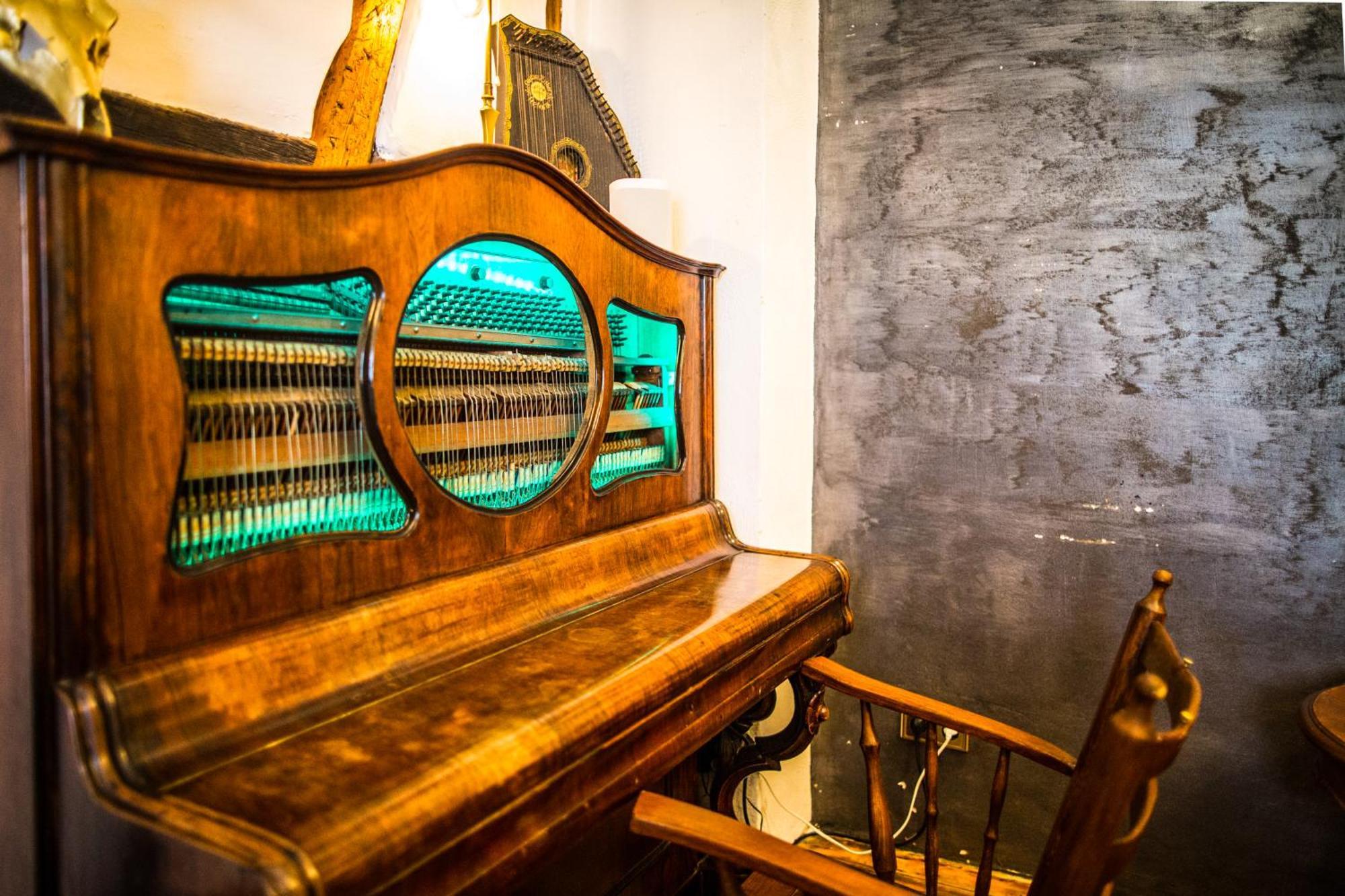 Bookeinfach Bad Ems - Private - Sauna Jacuzzi Whirlpool Swimmingpool Alahna Sup Beachvolleyball Billiards Ping Pong Cinema Theater Music Disco Ball Bbq Und Parkplaetze Luaran gambar