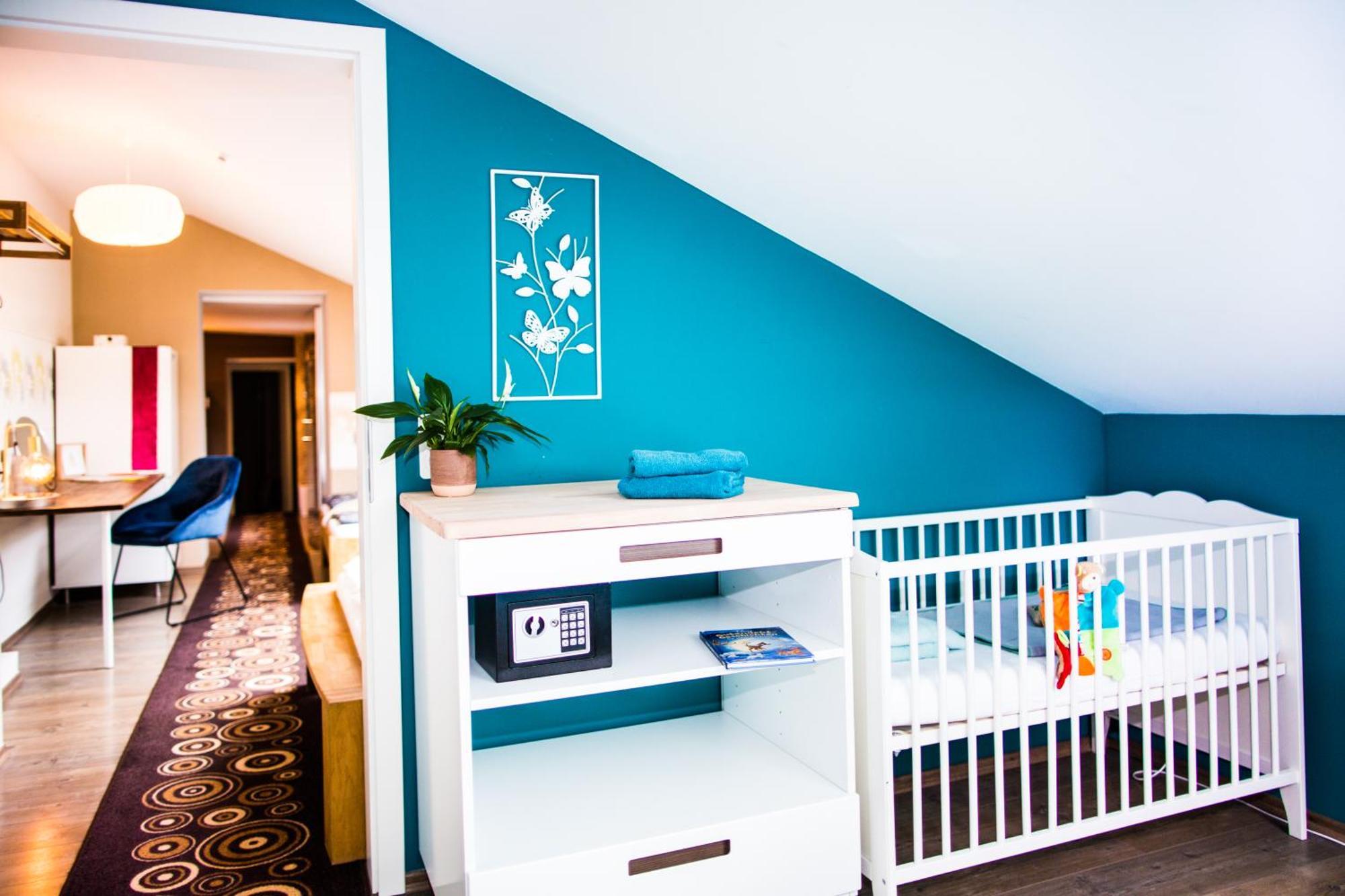Bookeinfach Bad Ems - Private - Sauna Jacuzzi Whirlpool Swimmingpool Alahna Sup Beachvolleyball Billiards Ping Pong Cinema Theater Music Disco Ball Bbq Und Parkplaetze Luaran gambar