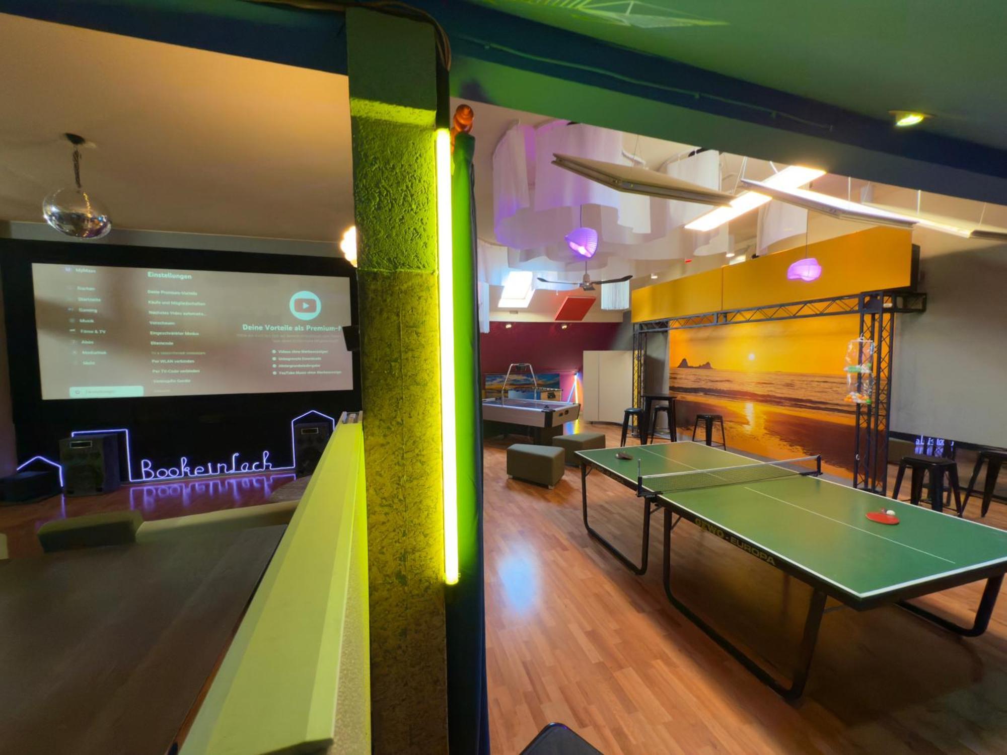 Bookeinfach Bad Ems - Private - Sauna Jacuzzi Whirlpool Swimmingpool Alahna Sup Beachvolleyball Billiards Ping Pong Cinema Theater Music Disco Ball Bbq Und Parkplaetze Luaran gambar